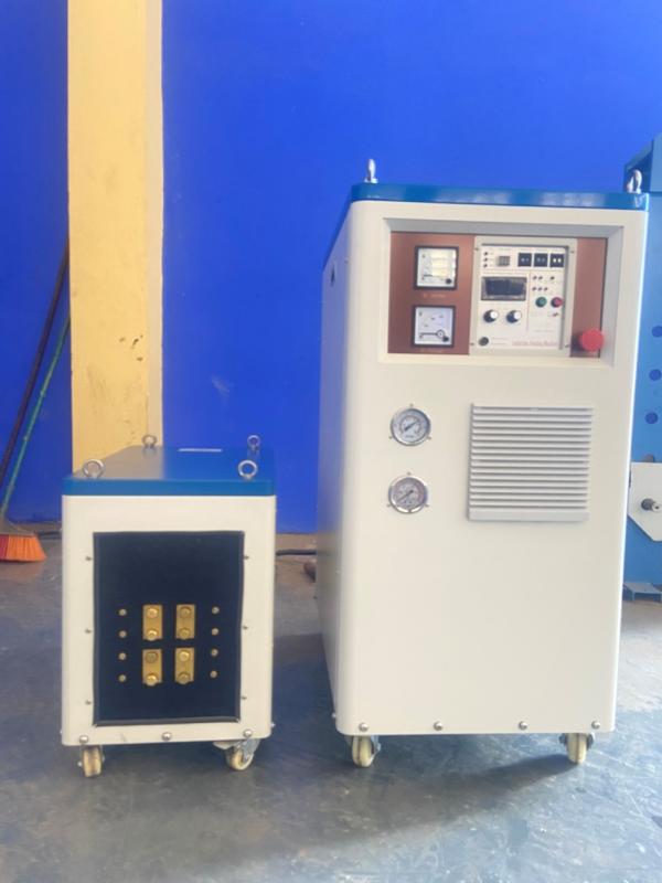 Machine de traitement thermique